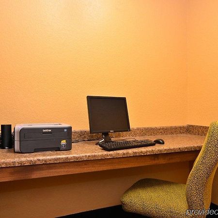 Best Western Broken Bow Hotel & Suites Facilities photo